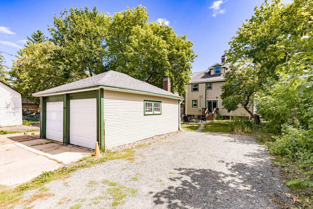 Plenty of parking space to the right of the garage. Garage is not available.