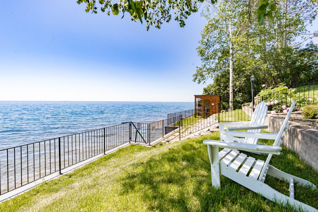 A tranquil lawn and lakeside seats invite you to slow down and take in Superior's ever changing moods.