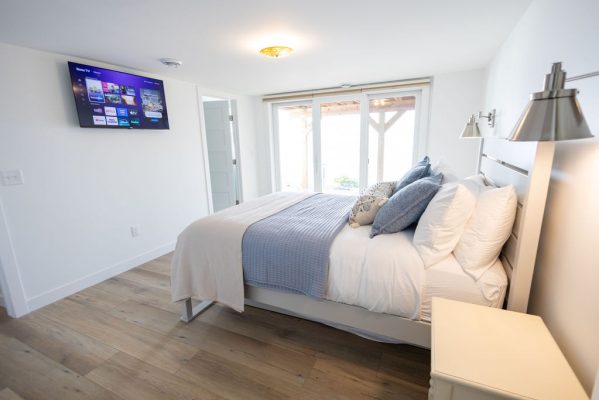 Wake up to stunning lake views from both bedrooms.