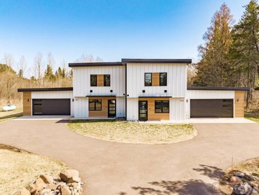 f6cfd9b3-69ed-4faa-a3b7-d854bfe3fb69